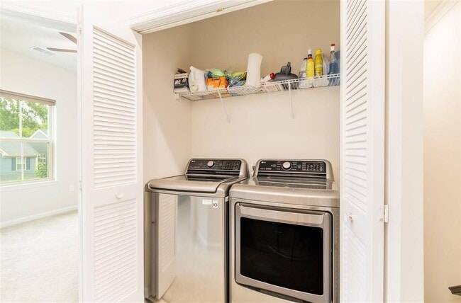 Building Photo - Glissadeln