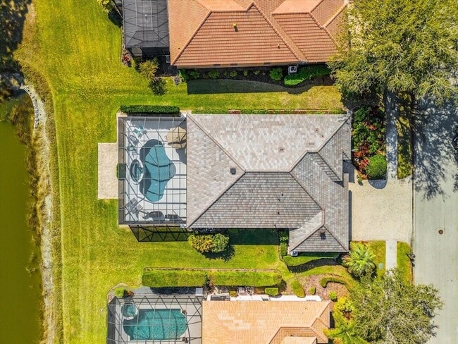 Building Photo - 936 Scherer Way