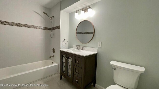 Building Photo - 124 Walden Cir