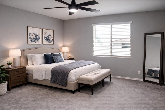 Building Photo - 35966 W Santa Monica Ave