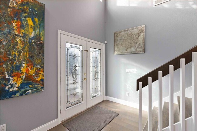 Building Photo - 9797 Portofino Dr