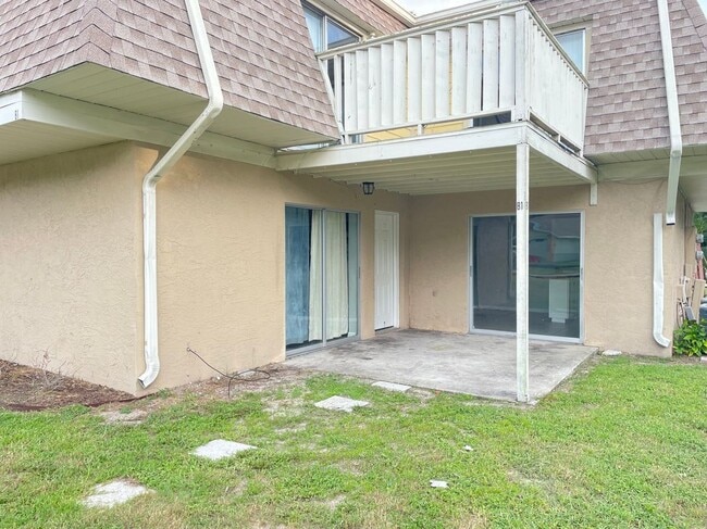 Primary Photo - 1193 CR 463