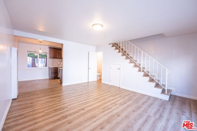 Primary Photo - 2625 6th St