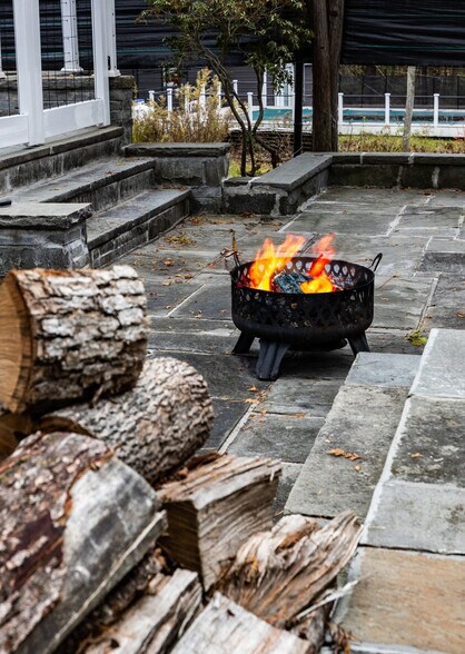 Building Photo - 1080 NY-52