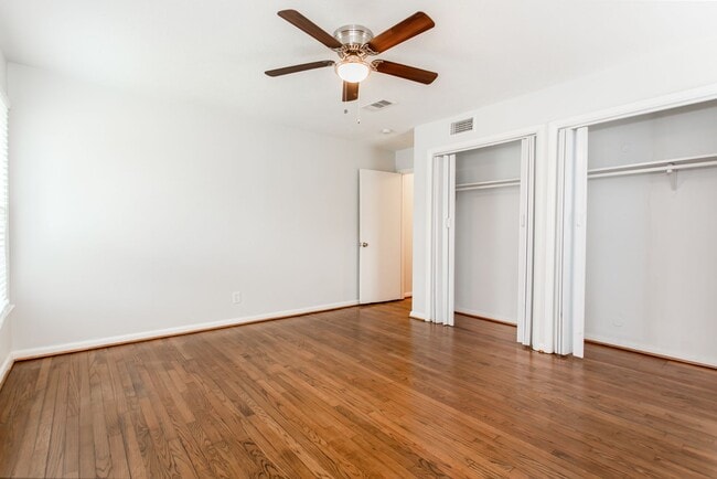 Building Photo - Updated 3 Bedroom, 1 Bath Home in Casa View