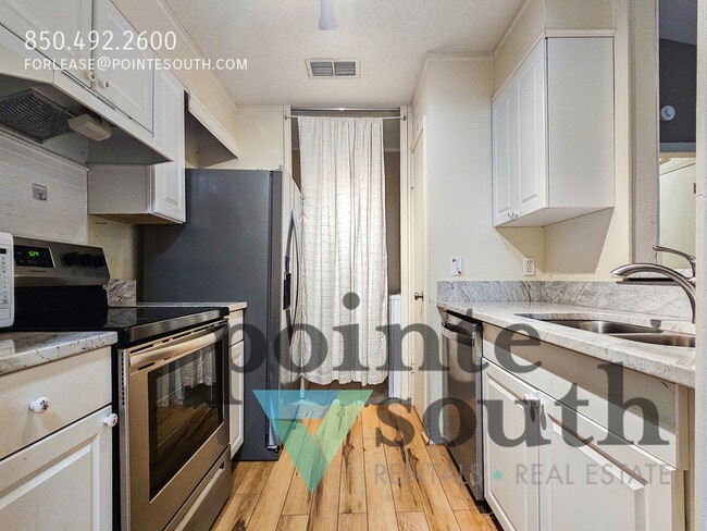 Building Photo - 601 E Burgess Rd