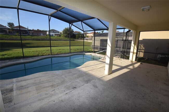 Building Photo - 622 Alfani St