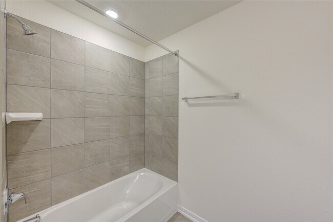 Building Photo - 22851 Fulton Lndg Dr