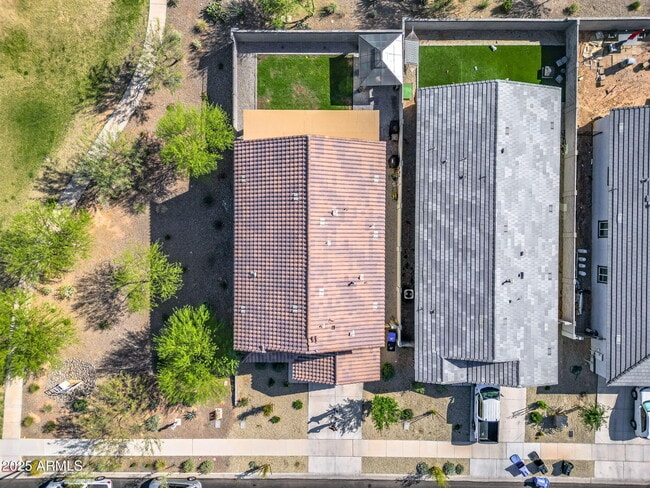 Building Photo - 17809 W Country Club Terrace