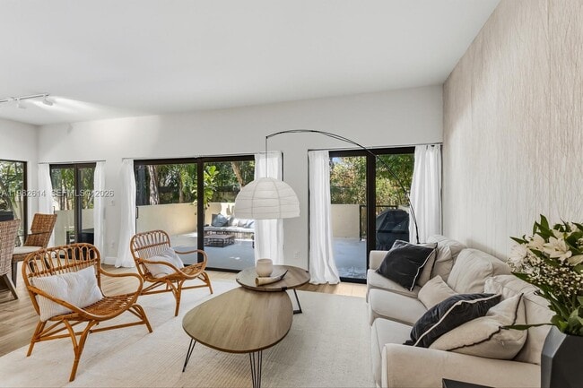 Building Photo - 2400 Brickell Ave