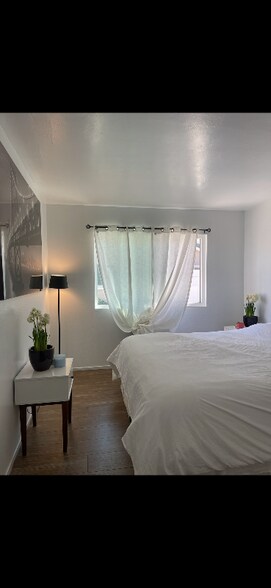 Primary Photo - 16881 Sims Lane