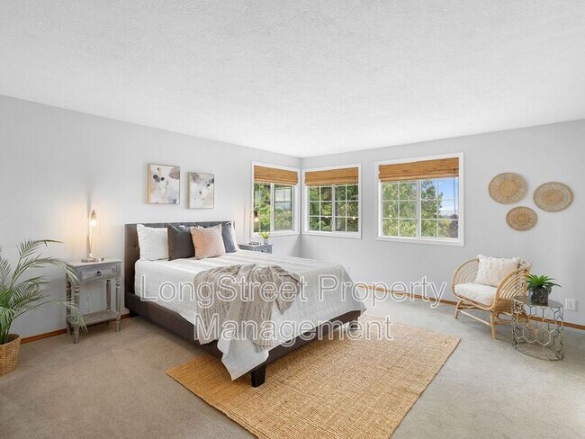 Building Photo - 15926 SW Hampshire Terrace