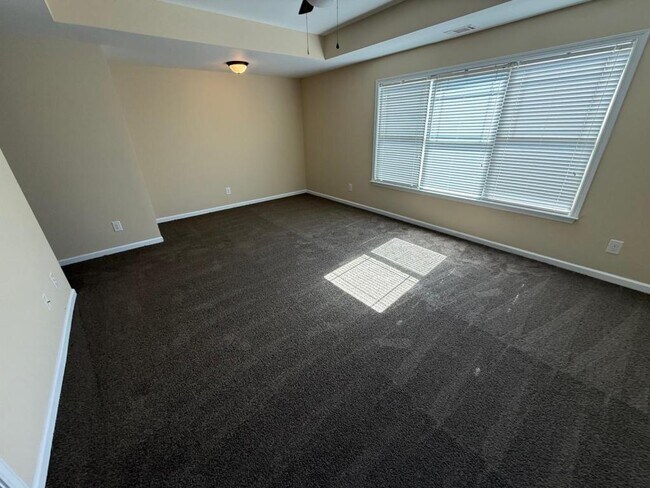 Building Photo - 538 Ivy Brook Way