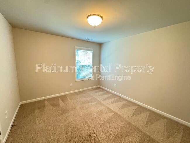 Building Photo - 5473 Cascade Ridge SW