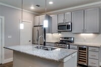 Building Photo - 4316 Hartford St