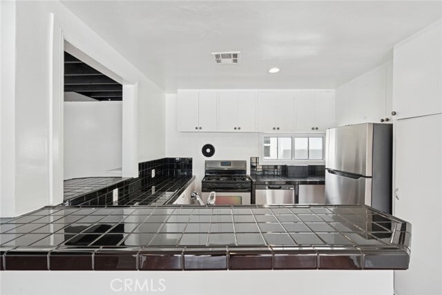 Building Photo - 305 Marine Ave