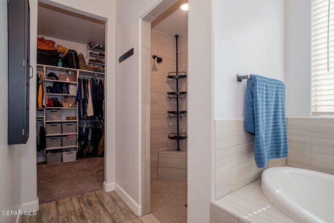 Building Photo - 13436 Emerald Crystal Dr