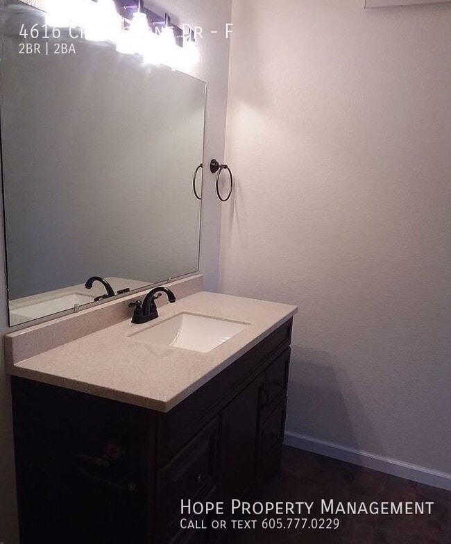 Building Photo - 4616 Chalkstone Dr