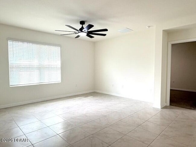 Building Photo - 15 Melogold Dr