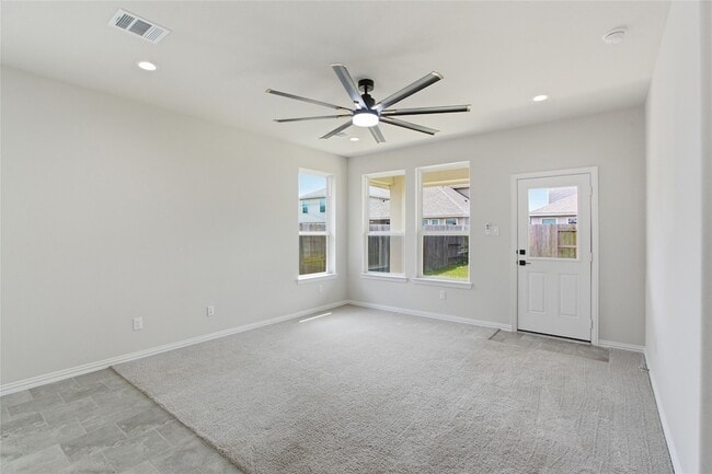 Building Photo - 13201 Leisure Cove Dr