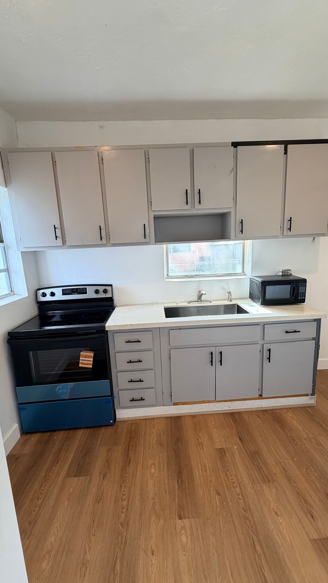 Building Photo - 414 Phippen Waiters Rd