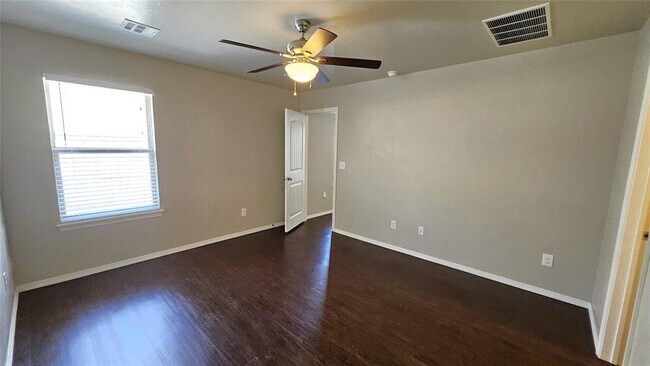 Building Photo - 2173 Buena Vida Ln