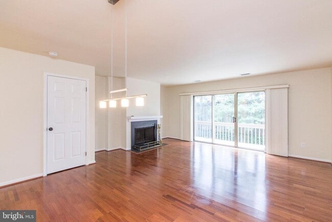 Building Photo - 50 Woodside Rd