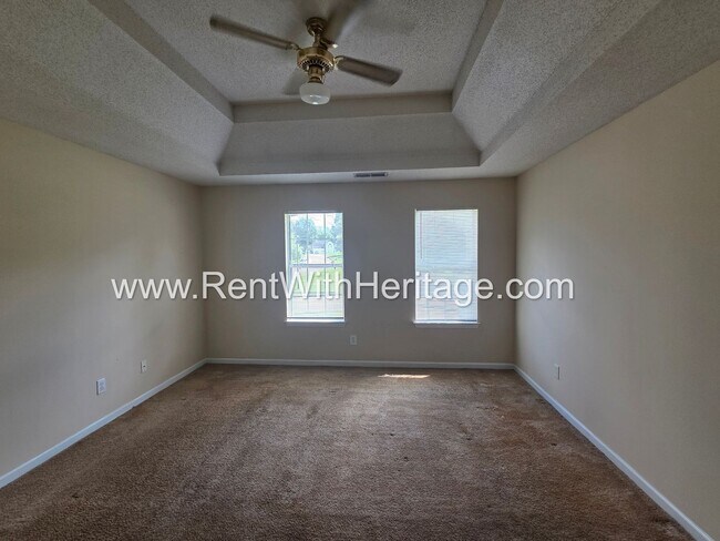Building Photo - 6535 Manor Creek Dr