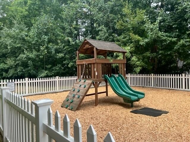 Building Photo - 100 Sentinel Court