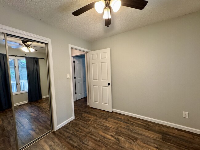 Building Photo - 310 Paoli Trce