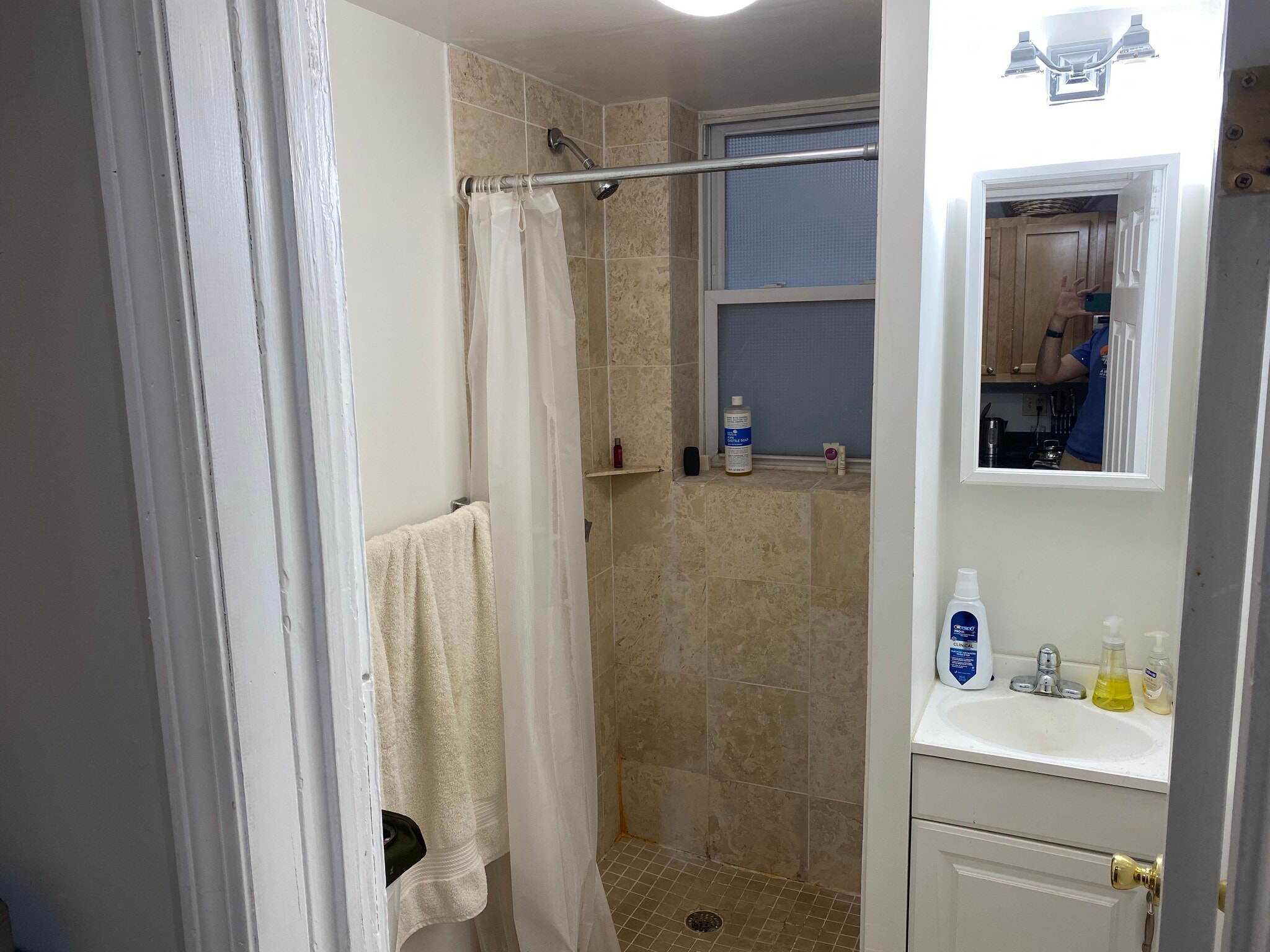 Building Photo - 222 Hanover St