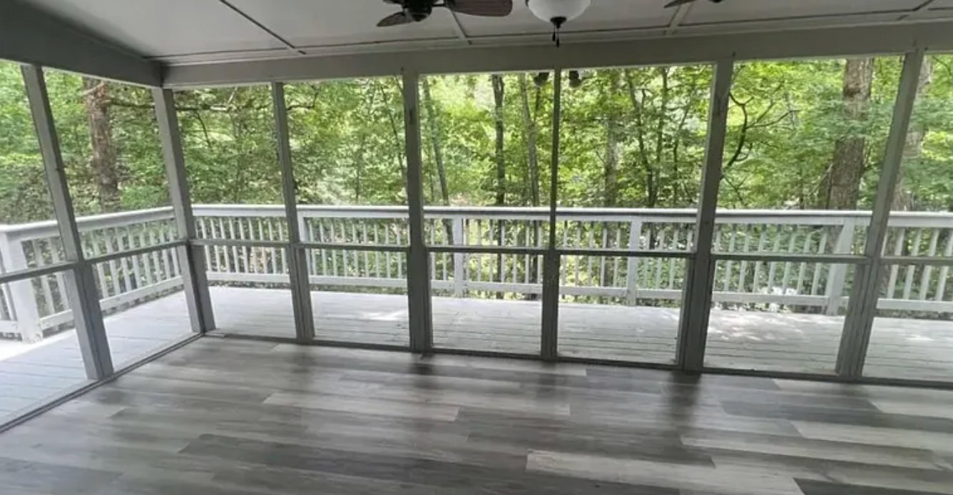 Building Photo - 3473 McKenzie Dr