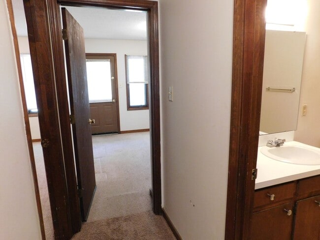 Building Photo - 1542 College Way