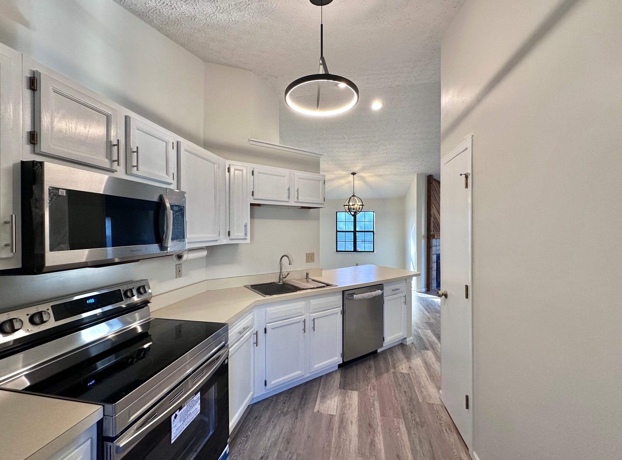 Building Photo - 263 Sumption Dr