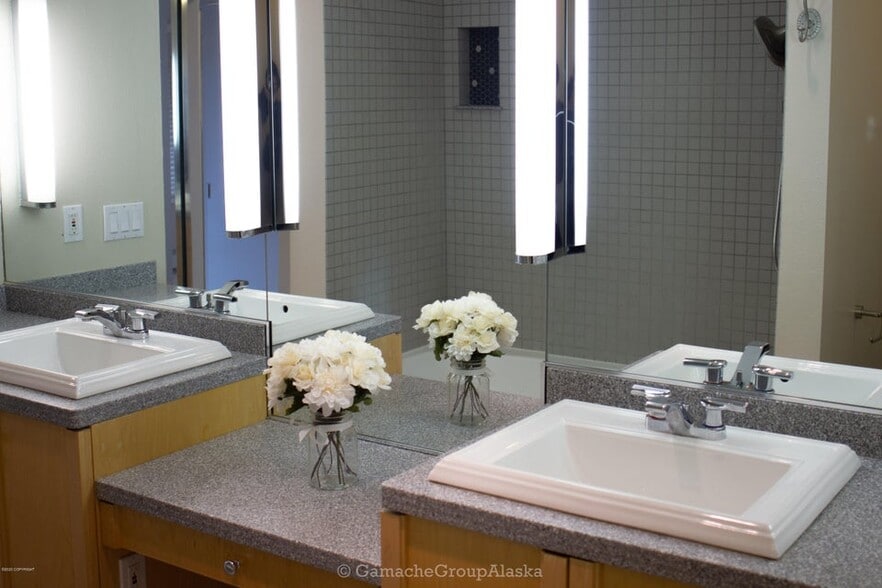 Primary Bath - 1825 W 15th Ave