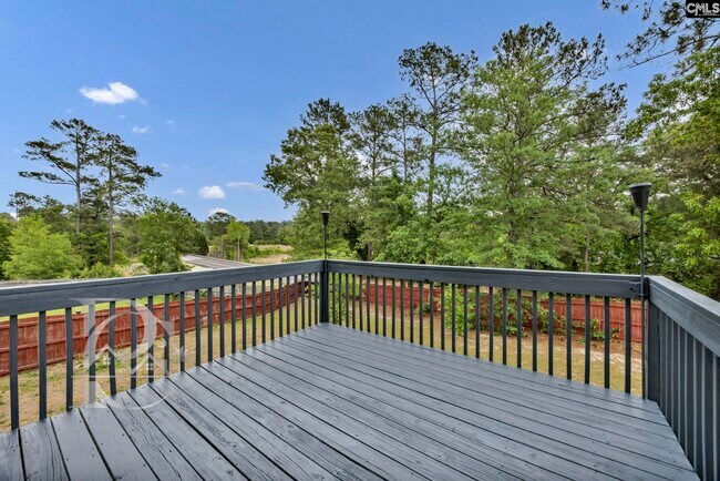 Building Photo - 629 Kimpton Dr