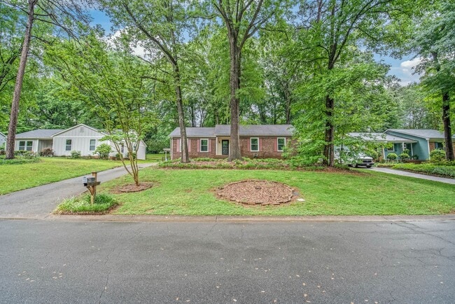 Building Photo - (Coming Soon) Move-in Ready 3 Bedroom Ranch!!