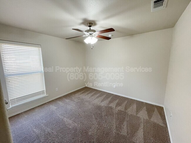 Building Photo - 7418 102nd St