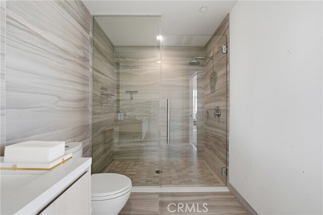 Building Photo - 1050 S Grand Ave