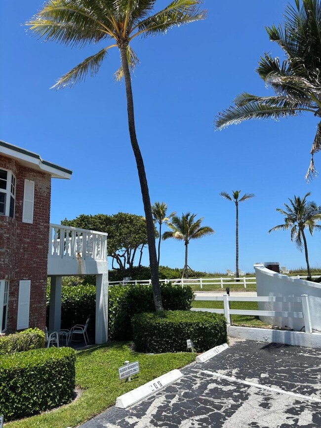 Building Photo - 5505 N Ocean Blvd