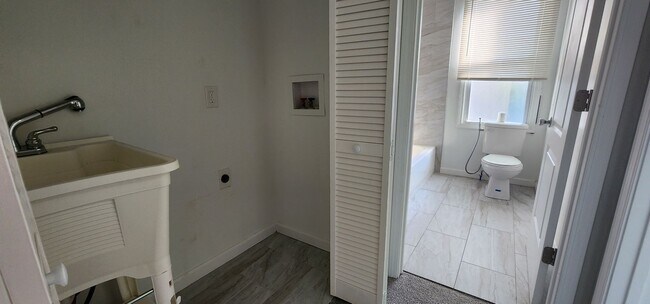 Building Photo - Renovated single-family home