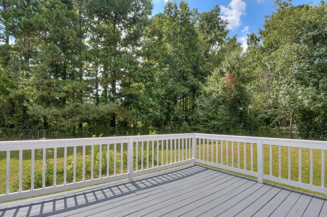 Building Photo - 2719 Davis Mill Rd