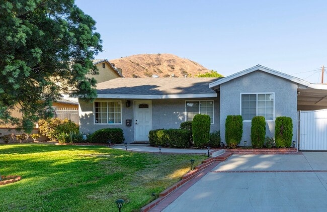 Building Photo - 7766 N Glenoaks Blvd