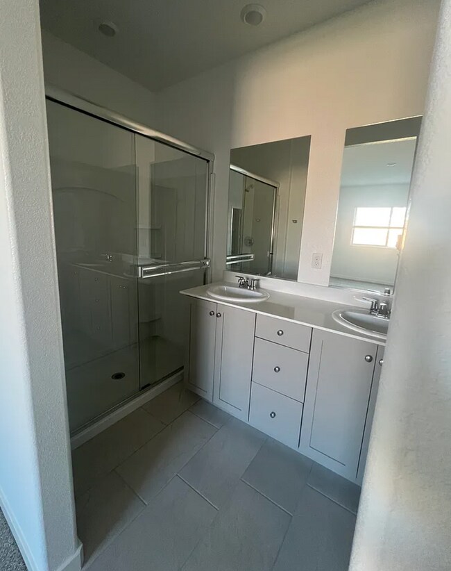 Building Photo - Honey - I'm Home!  BRAND NEW *Elk Grove" 3/2 (Solar).  Please view ENTIRE ad for viewings