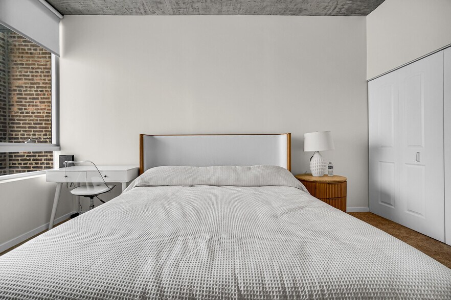 Building Photo - 1345 S Wabash Ave