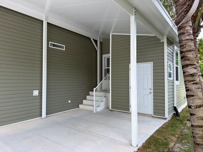 Building Photo - 4189 Logan Cir