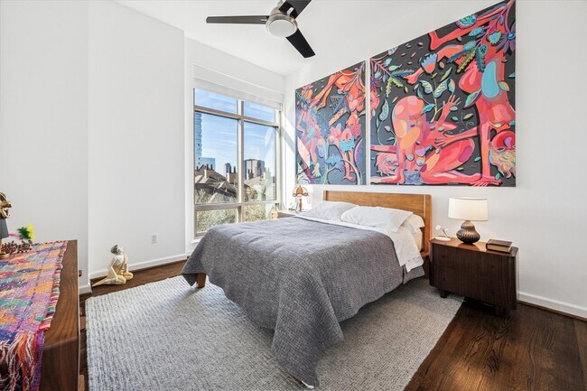 Building Photo - 2211 Briarglen Dr