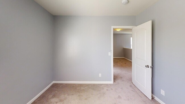 Building Photo - 823 Georgia Oak Ln