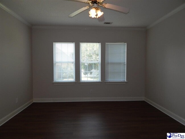Building Photo - 2109 Elderberry Dr