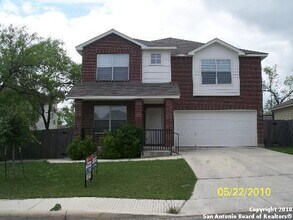 Building Photo - Huge House in a great area